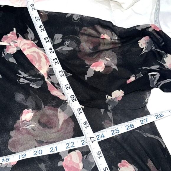 Lane Bryant Sheer Floral Long Sleeve Blouse Size 22/24 Black & Pink Roses Womens - Picture 7 of 7